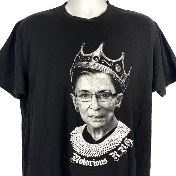Notorious RBG Ruth Bader Ginsberg Crown T-Shirt sz XL Mens Biggie Supreme Court - Picture 1 of 4